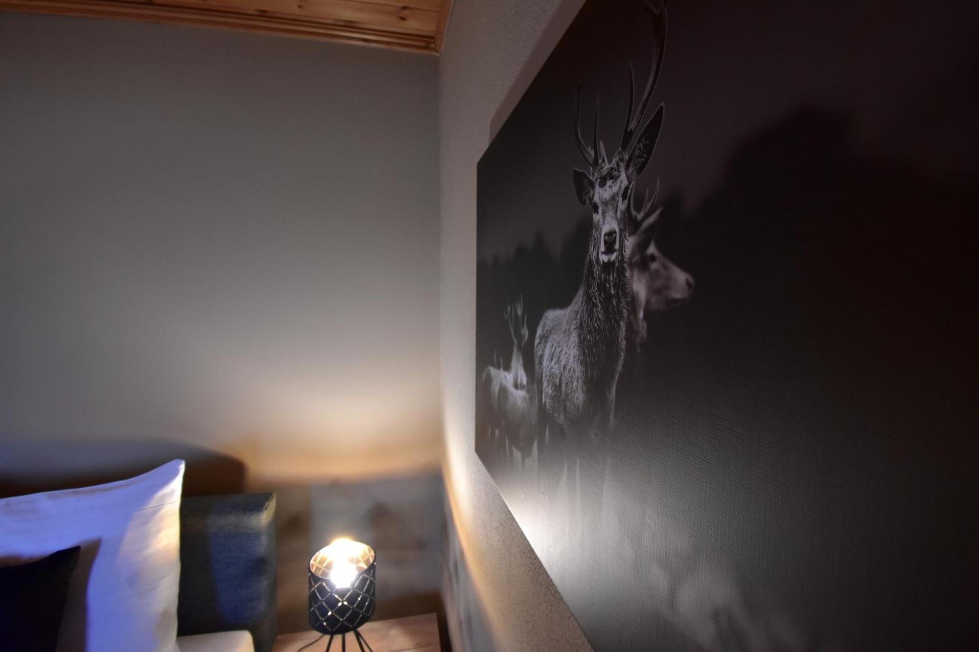 Amoria Secret Escape Woerthersee - Adults Only Wellness & Self Check-In Krumpendorf Zimmer foto